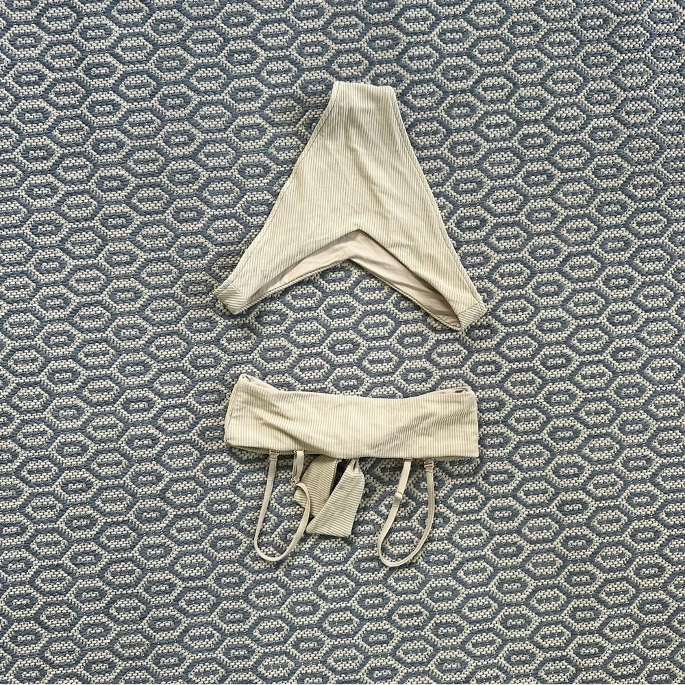 Frankie’s Bikinis Enzo Set in Tan